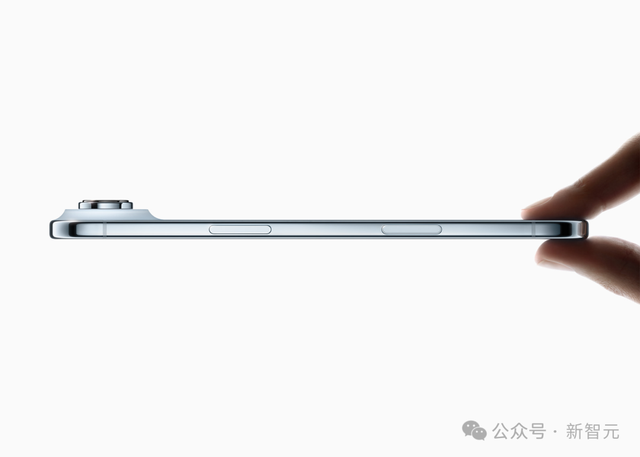 狂登热搜，iPhone 17挤爆牙膏！5999起价，AirPods变身同声传译