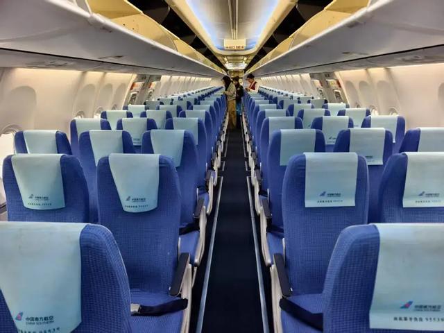 国内机票要涨价,为什么大家都在骂?