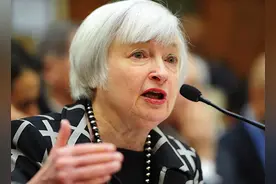 美国竟强逼中国，必须动用万亿美元救楼市，为美元降息再当接盘侠图片