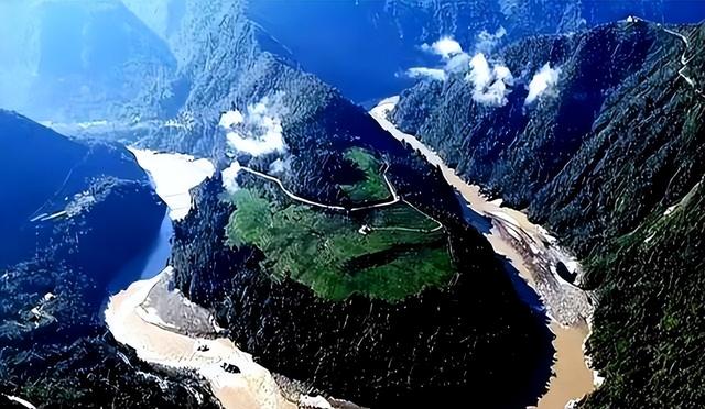 中国刚开建雅鲁藏布江水电站，印就反悔断水，现西方媒体罕见失声