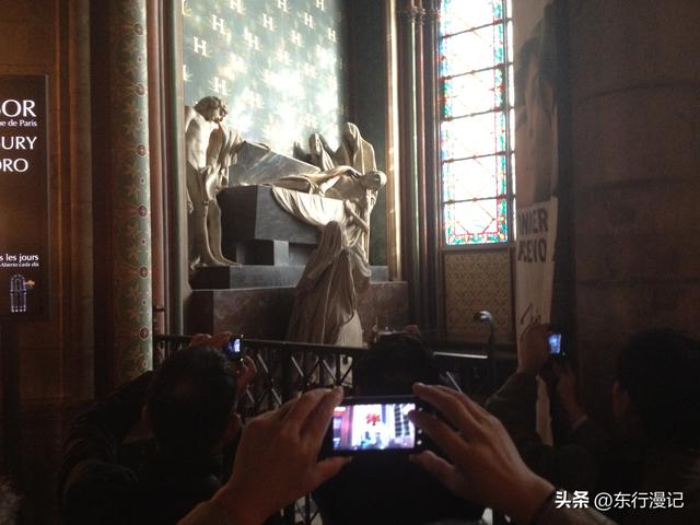 巴黎人气冠军竟不是卢浮宫和铁塔！而是这个“浴火重生”的景点