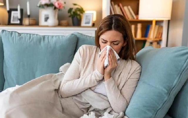 甲流进入高发期！张文宏呼吁：苹果甘蔗先靠边，这5样赶紧安排上