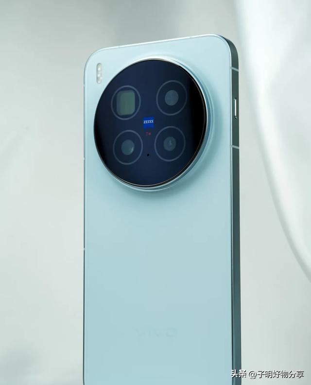 2025年“年度最佳”手机全名单揭晓!五大机皇巅峰对决