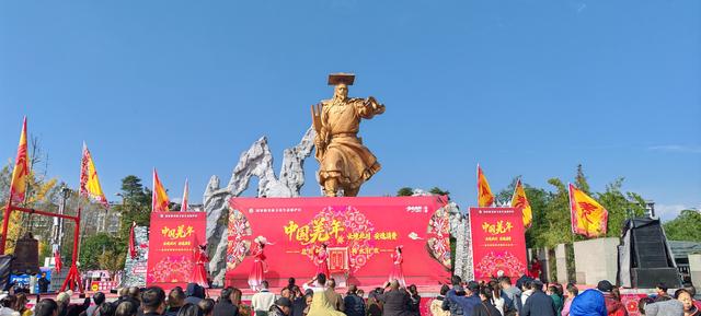 羌年最后一天挤爆北川！4 天狂欢收尾，巴拿恰集市嗨到深夜🔥