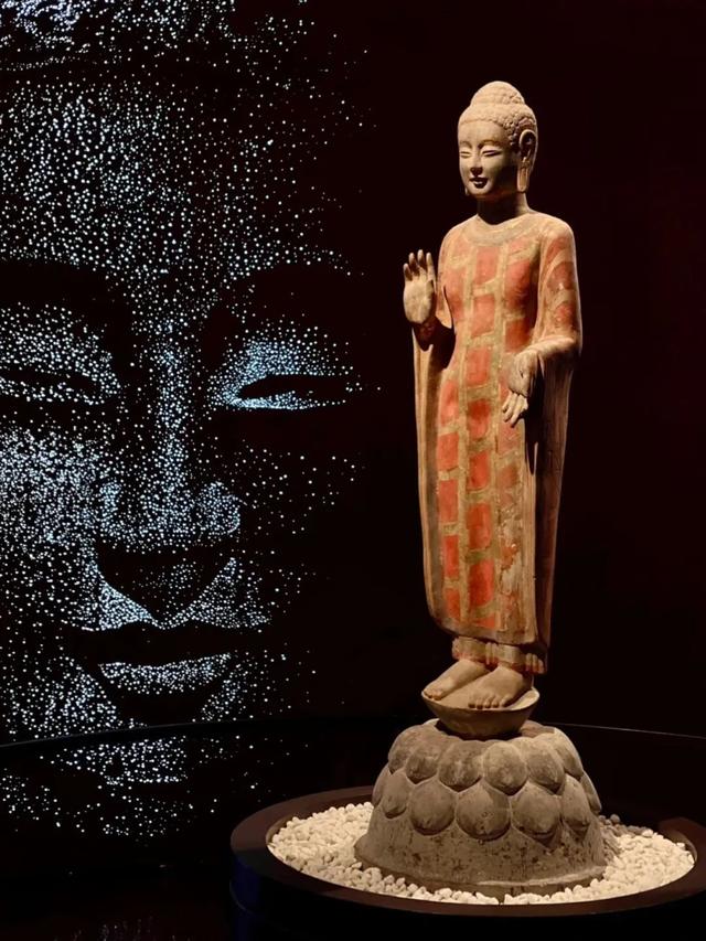 青州博物馆笔记，与他们对视三秒你能不能忍住不笑？青州的微笑