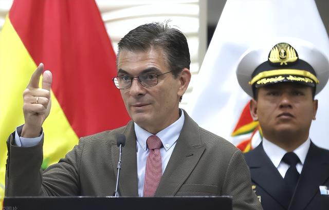 出大事了，又一个中国伙伴倒向美？撕毁合同，把矛头对准了中国