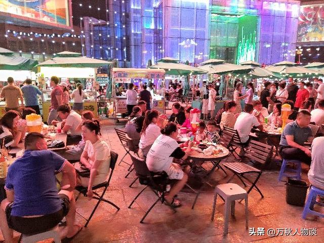 一群没见过世面的老外，到中国瞎拍一通怎么就成了世界流量密码？