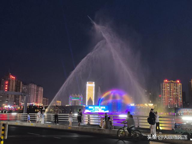 换了新地方，本来有些忐忑，担心老妈不喜欢，没想到妈妈十分满意