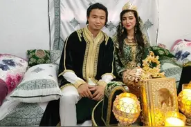 我，湖南农村小伙，旅居北非中遇真爱，1.1万彩礼娶摩洛哥美女图片