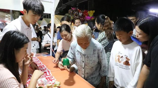 悦·遵义丨月满人间，遵义这样庆中秋~