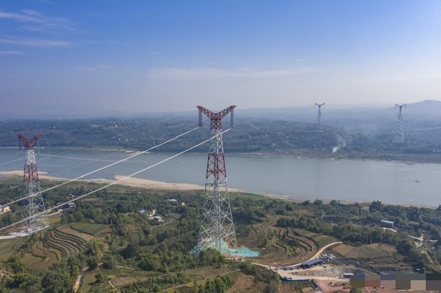 中国全面停止进口俄电力，25年合同失效	，普京淡定做出“神预言”