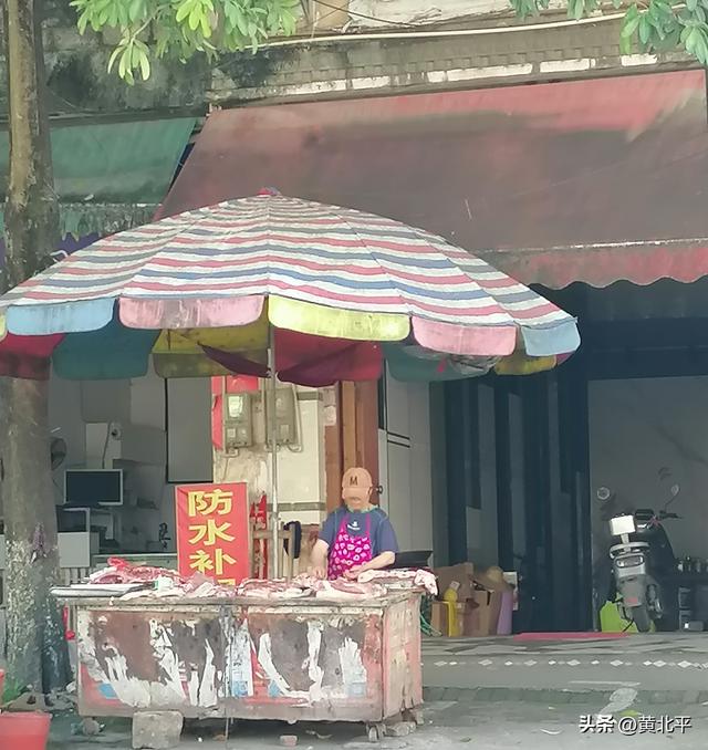 广西南宁市宾阳县与上林县交界四个镇合并的新圩，为何宾馆都没有