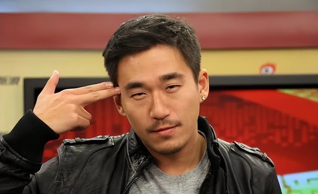 不到24小时，央媒四次点名张国立，王刚的话终于有人信了