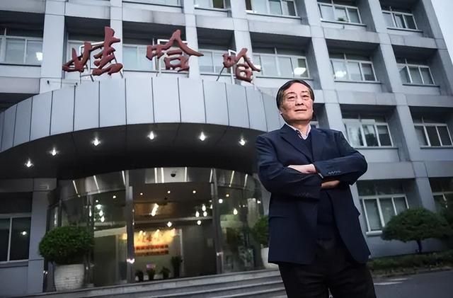 知情人士：宗庆后有七个孩子，与杜建英已离婚！宗馥莉曾以绝食逼迫父亲妥协，有孩子母亲曾因抚养费不满闹事