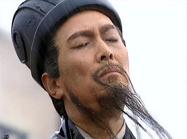 没想到九三阅兵才过去4天，令人担心的事情就在唐国强身上发生了