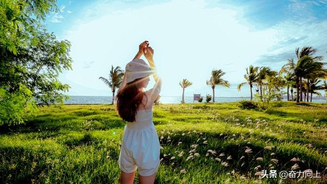 女人喜欢上你了，不会说“我喜欢你”，而是说这5句话