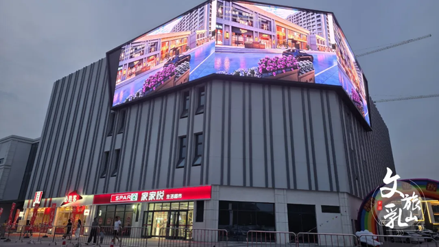 「冬游乳山」在大学里对话世界，在烟火中拥抱海风