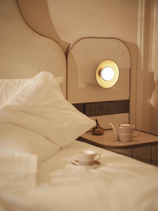 华住会的这家酒店，比法国酒店还法国