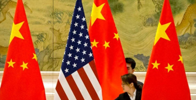 第一天会谈结束，中美连谈5小时，特朗普承认：中国态度很强硬