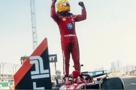 F1中国大奖赛汉密尔顿夺得法拉利首胜，周冠宇随时做好准备图片