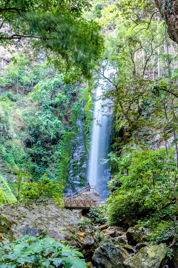 云南边陲21℃小城，比版纳好吃10倍，有多低调，就有多宝藏！