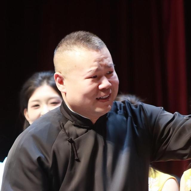 2026年央视春晚彩排曝光后，评论区炸锅	，赵本山的担心恐要成真了