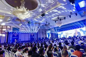 「破局·增长」首届烟花千人峰会圆满落幕，大咖云集，掀起行业变革浪潮图片