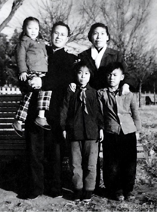 氢弹之父于敏妻子有多美？明眸皓齿秀外慧中，于敏坦言最对不起她