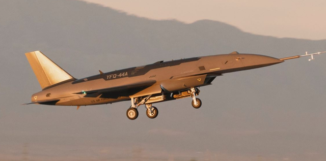 556天闪电造机！美军“狂怒”无人机首飞，却被吐槽“落后一代”