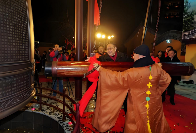 好吃必吃！把素斋干成非遗上海龙华寺