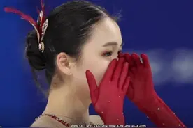 她退还美国籍，不惧美威胁毅然回国，16岁全美冠军：我只为中国战图片