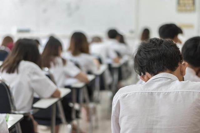 看了新加坡媒体的披露，我才知道，中国已经没必要向世界证明什么