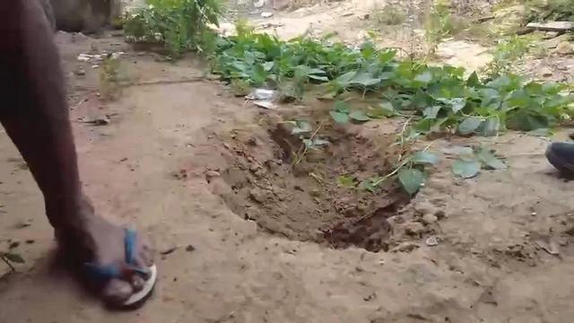 柬泰冲突期间柬老兵排水管里躲了6天