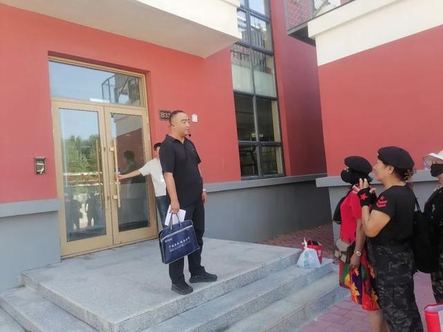 走进校园收获多·旅游文化展风采