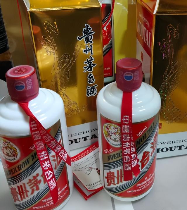 茅台酒瓶上没有“这2字”，多半是假酒，下次买时，别买错了！