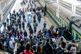 最长耗时超60小时，2025年珠三角地区春运返乡临客“绿皮车”盘点图片