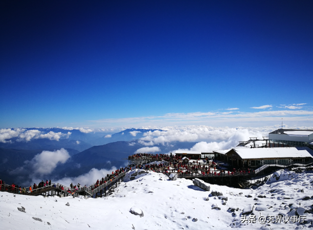 丽江旅拍遭致命打击，避雷帖乱象失控，文旅秒删藏关键信息