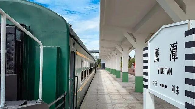 游在鹰潭｜学生搭子团秋季攻略！轻松玩转4大宝藏地「全球学子嘉游赣 奇绝鹰潭逍遥游」