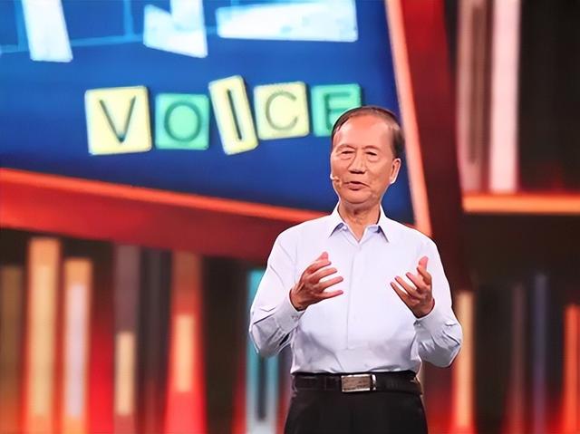 特朗普慌了：签下万亿美元豪赌计划！与此同时中国神秘人物藏不住