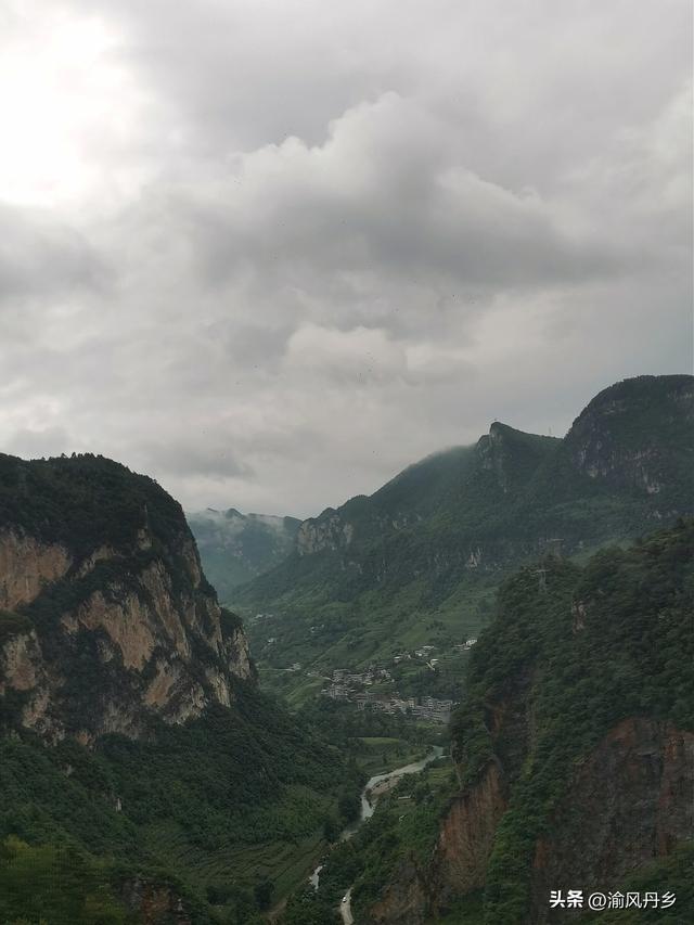 重庆奔赴抚仙湖沿途风景