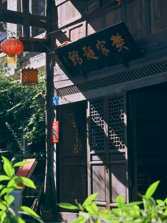 重庆私藏的千年古城，初冬银杏金黄绝美！