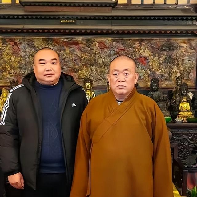 释永信被查5天，恶心一幕出现，多名女星受牵连，央视名嘴也在！