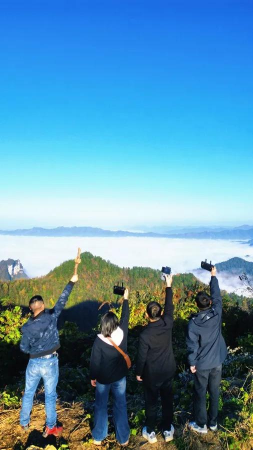 初冬清晨的余庆似“蓬莱仙境”!