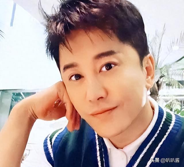 他8次上春晚，作死被捕入狱	，如今56岁无人问津，沦落到四处走穴