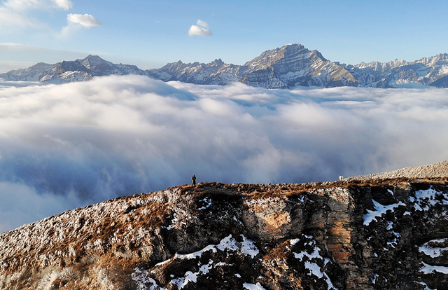绵阳平武：虎牙滑雪场即将投入运营 冰雪资源助力区域旅游发展