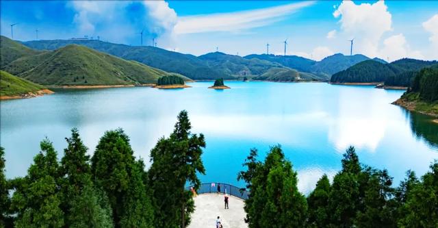 桂林：欢聚在天湖国家湿地公园！