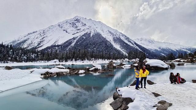 除了黑独山，滇藏线还有哪些适合摄影的景点？