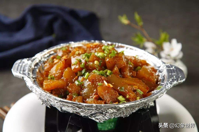 揭秘开封：穿越千年的美食与奇遇，外地游客必看攻略！