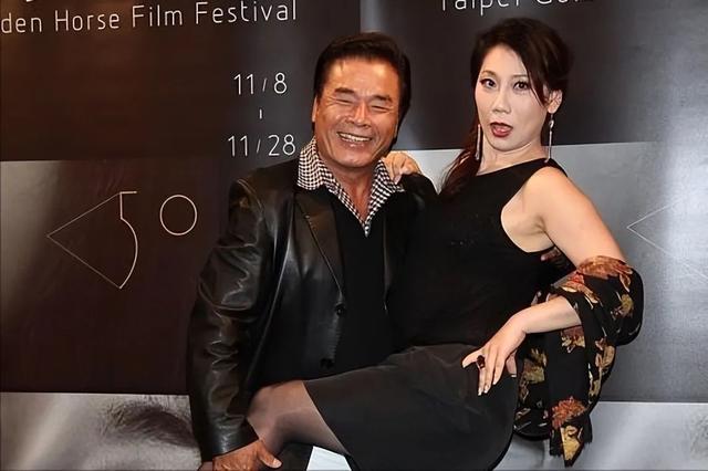“6个老婆”同住一室，每人每月7万零花钱，71岁又娶第七房小娇妻