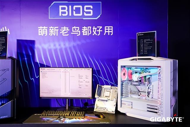 技嘉秀出六大肌肉！锐龙X3D打鸡血、DIY进入3.0新时代